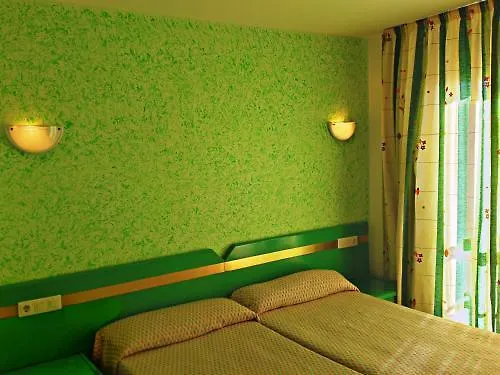 Apartamentos Balcón de Maro 0*,  Espanha