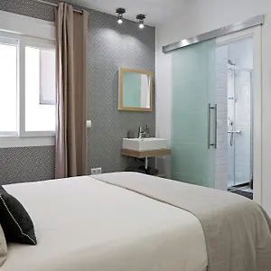 Luxury Picasso By Nagoa Homes Apartament