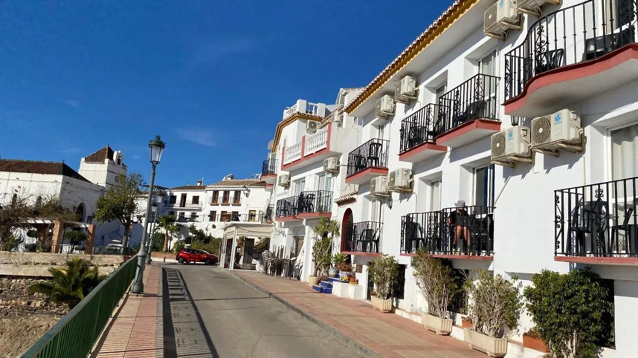 Apartamentos Balcon De Maro location